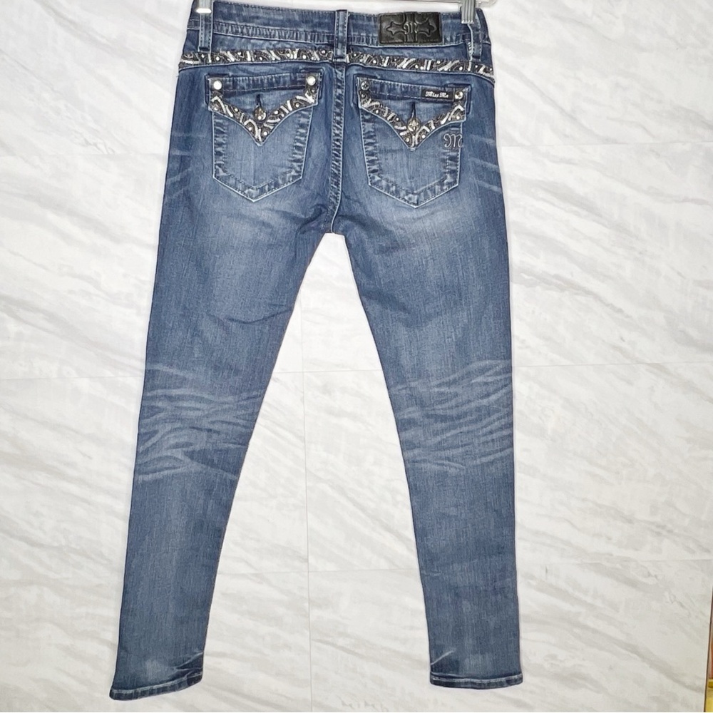 Miss Me Skinny Jeans 27